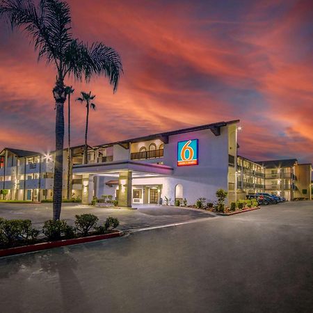 Motel 6 Ontario Ca Convention Center Airport Kültér fotó