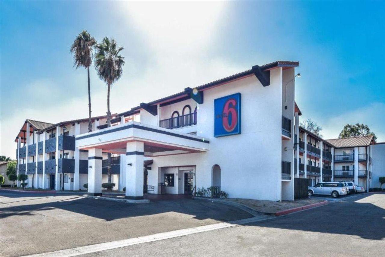 Motel 6 Ontario Ca Convention Center Airport Kültér fotó